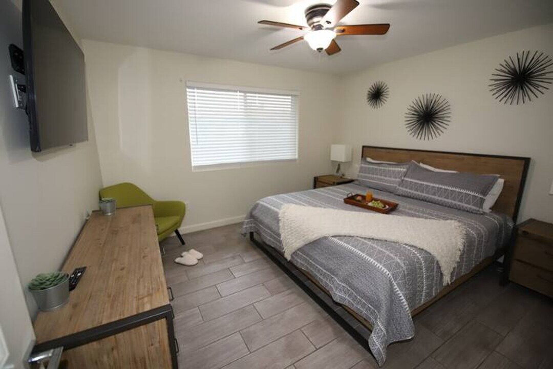 3445 N 36th St in Phoenix, AZ - Building Photo
