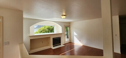 725 115th St SW in Everett, WA - Foto de edificio - Building Photo