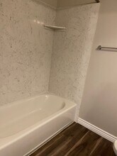 21 S 1000 E in Layton, UT - Building Photo - Building Photo