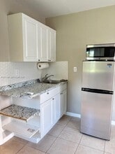 3245 SW 82nd Ave in Miami, FL - Building Photo - Building Photo