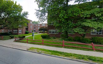 212 N Arlington Ave in East Orange, NJ - Building Photo