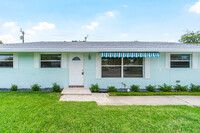 9531 Birdwood St in Palm Beach Gardens, FL - Building Photo - Building Photo