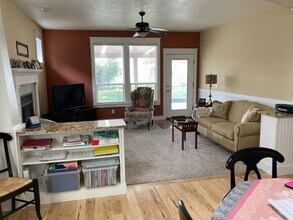 2263 N Eagle Creek Ln in Eagle, ID - Building Photo - Building Photo