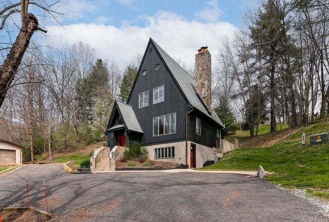 7658 Gaither Rd in Sykesville, MD - Building Photo - Building Photo