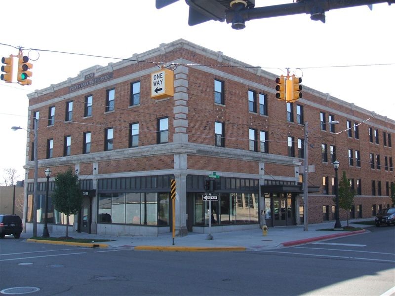 The Berridge Place in Flint, MI - Foto de edificio