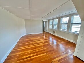 9 Allerton St in Plymouth, MA - Building Photo - Building Photo