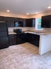 810 Lantern Ct in Red Lion, PA - Building Photo - Building Photo