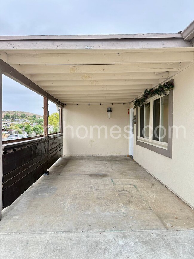 9469 Mast Blvd in Santee, CA - Building Photo - Building Photo