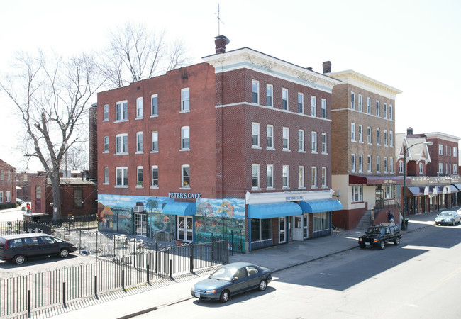 1585-1589 Park St in Hartford, CT - Building Photo - Building Photo