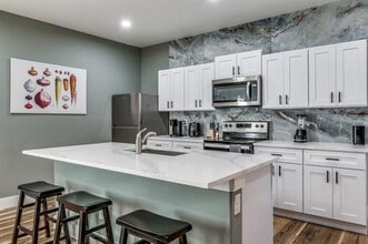 4707 Barry Ave in Dallas, TX - Building Photo - Building Photo