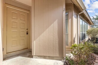 8430 Cranberry Hill in San Antonio, TX - Building Photo - Building Photo