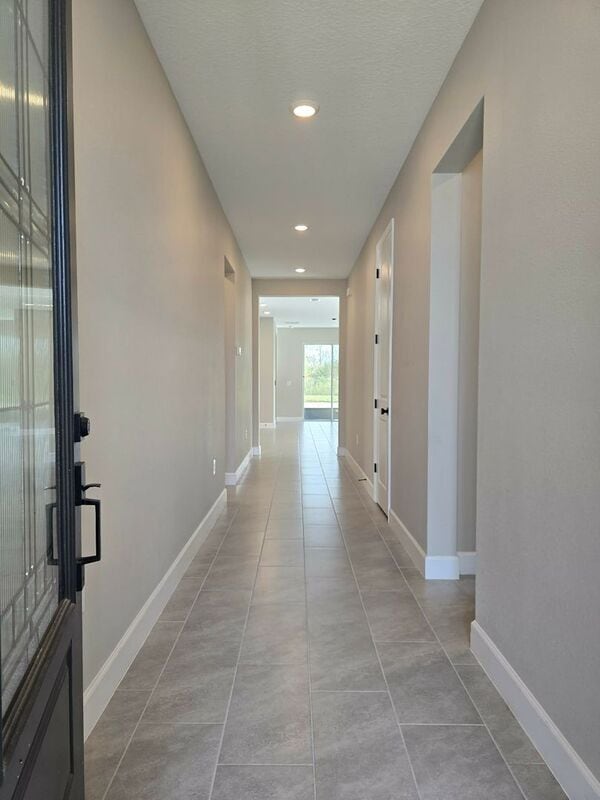 5431 Arlington River Dr. in Lakeland, FL - Building Photo - Building Photo