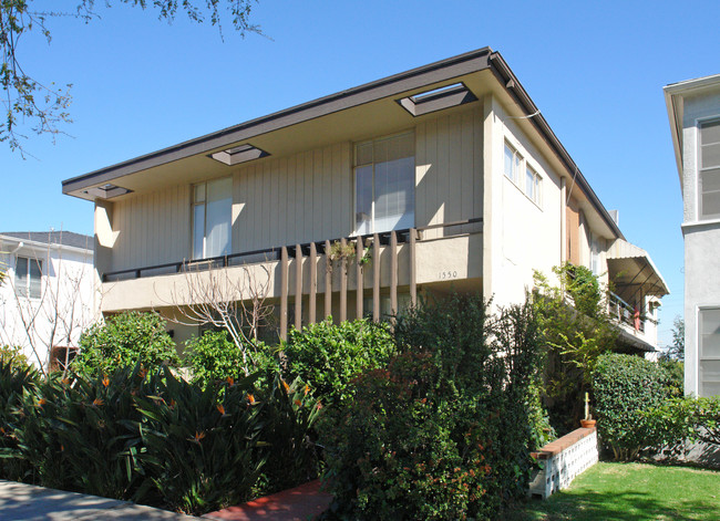 1550 S Beverly Dr in Los Angeles, CA - Building Photo - Building Photo