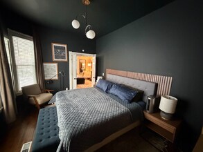 1419 Jefferson St NE, Unit 1 in Minneapolis, MN - Foto de edificio - Building Photo