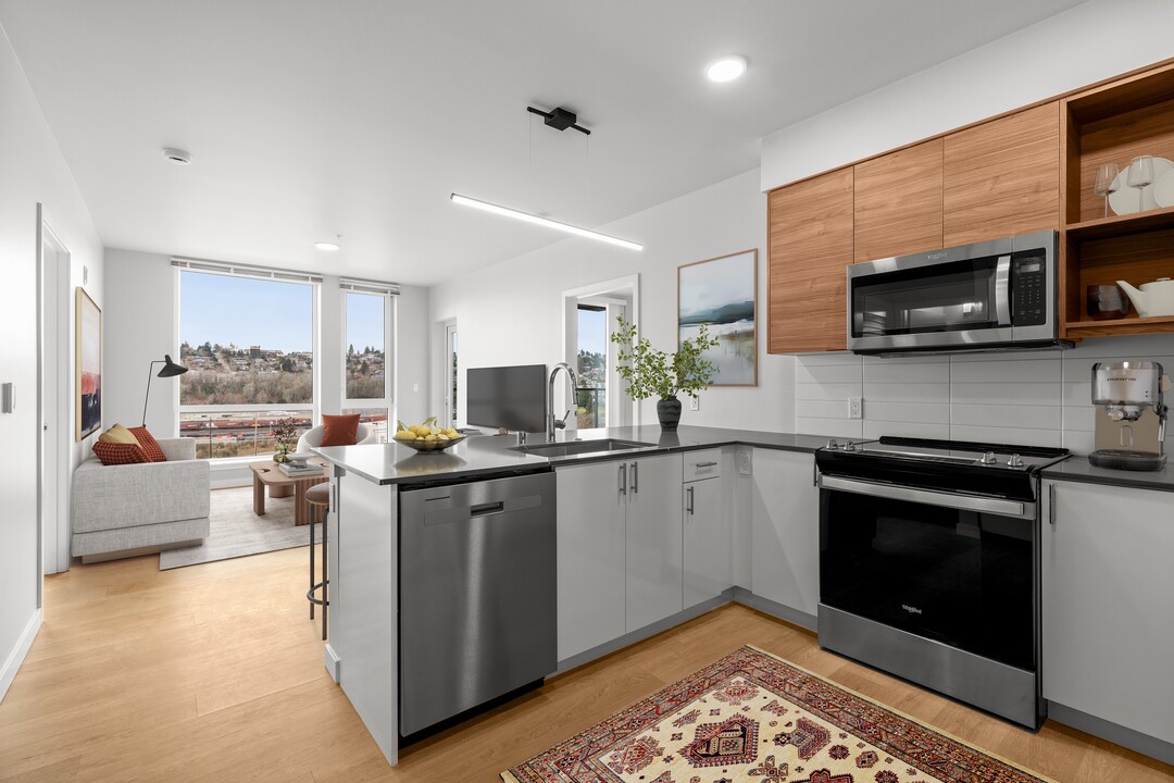 Ion Queen Anne in Seattle, WA - Building Photo