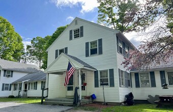 59 E Arlington Rd in Arlington, VT - Building Photo - Primary Photo