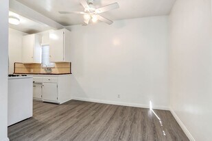 422 Hill St in Santa Monica, CA - Building Photo