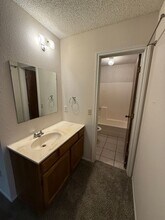 404 N Nolan River Rd in Cleburne, TX - Building Photo - Building Photo