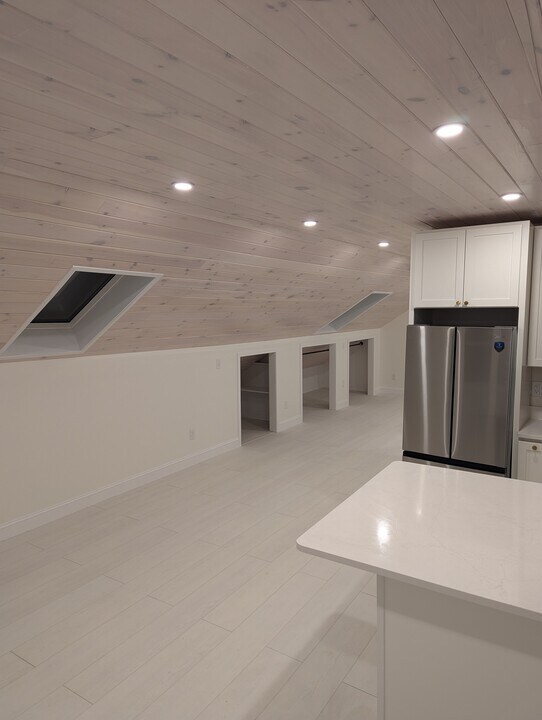 120 Saltmarsh Pond Rd, Unit 1 in Gilford, NH - Building Photo