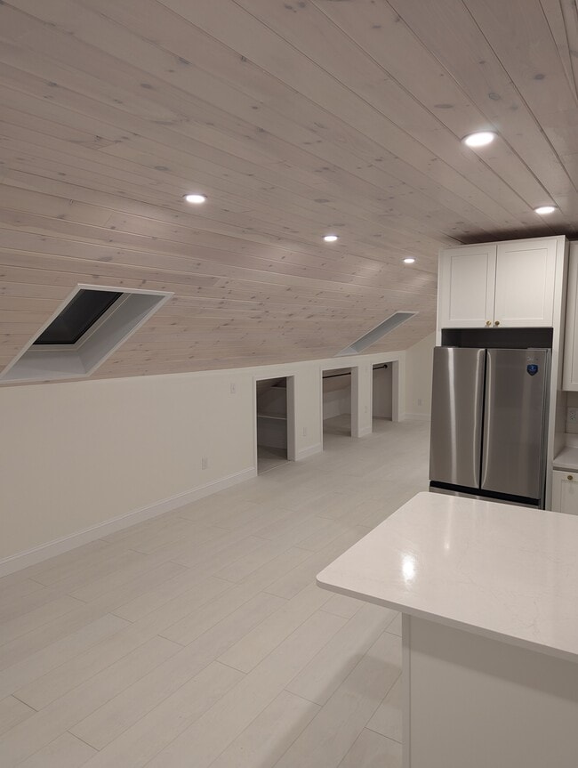 120 Saltmarsh Pond Rd, Unit 1