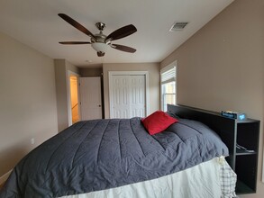 21 Spencer Pl in Garfield, NJ - Building Photo - Building Photo