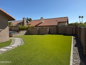 7031 W Wescott Dr in Glendale, AZ - Building Photo - Building Photo