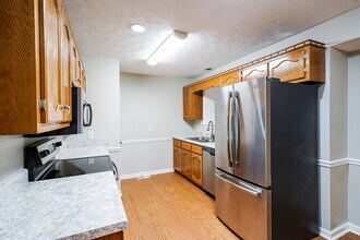 218 Lakeside Park Dr in Hendersonville, TN - Building Photo - Building Photo