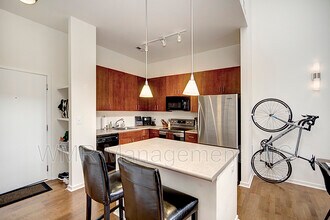 2125 Southend Dr in Charlotte, NC - Building Photo - Building Photo