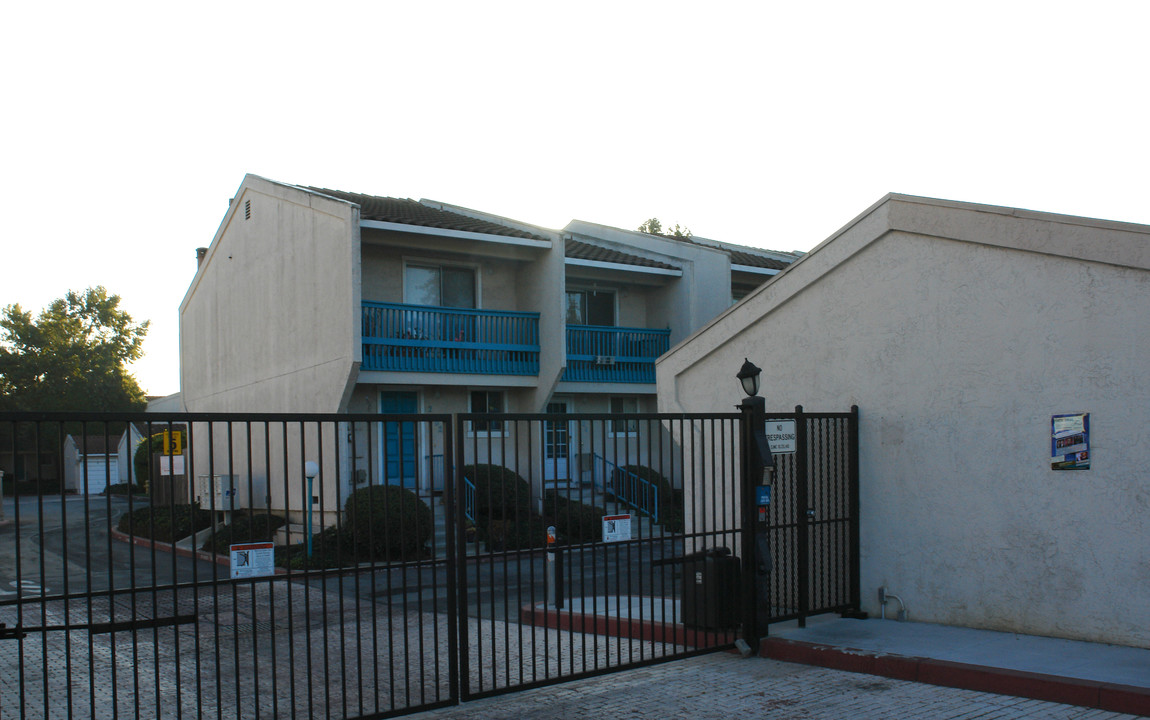 2702-2744 Norita Ct in San Jose, CA - Foto de edificio