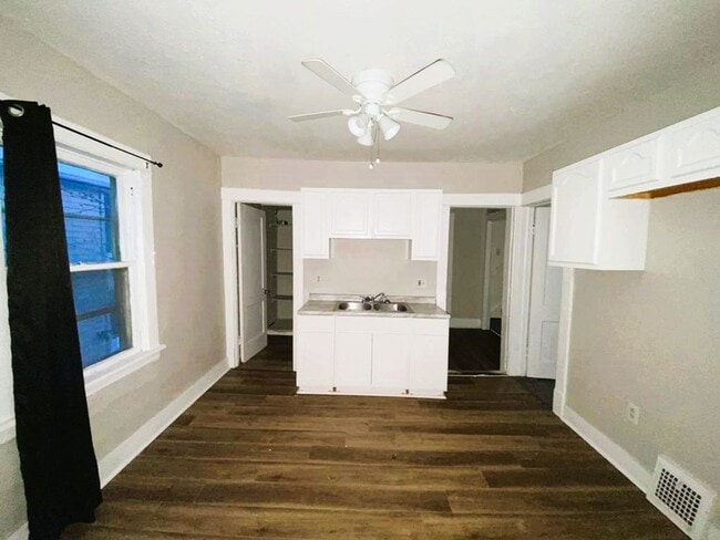 12502 Forest Ave in Cleveland, OH - Building Photo - Building Photo