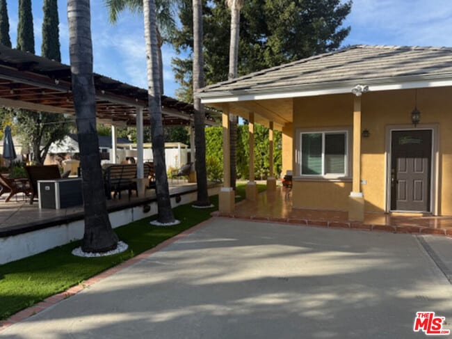 6231 Royer Ave in Los Angeles, CA - Building Photo - Building Photo