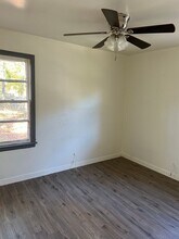 3902 Sumner St in Shreveport, LA - Foto de edificio - Building Photo