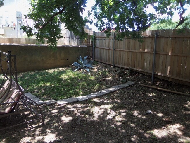 property at 1302 Hollow Creek Dr