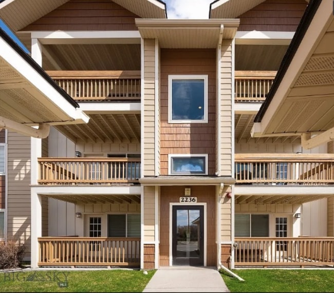 property at 2236 Baxter Ln