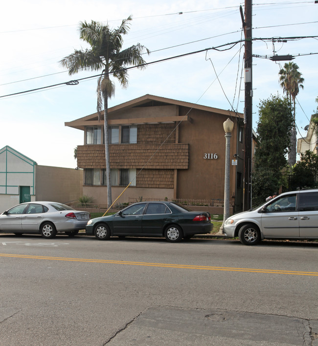 3116 Rowena St in Los Angeles, CA - Building Photo - Building Photo