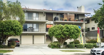 2406 Palos Verdes Dr W Apartments