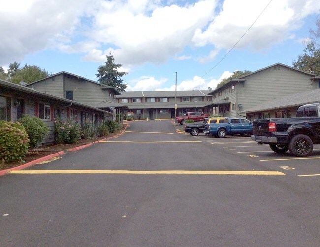 Bush Street in Portland, OR - Foto de edificio - Building Photo