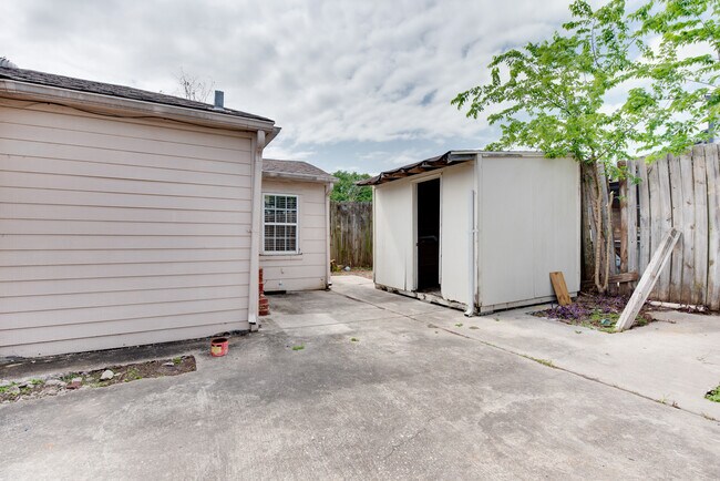 11730 Lima Dr photo'