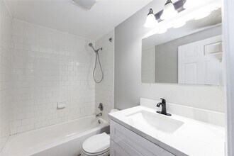 1505 Brazos St in Rosenberg, TX - Building Photo - Building Photo