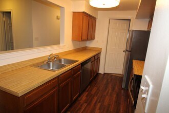 13121 Shadyside Ln in Germantown, MD - Building Photo - Building Photo