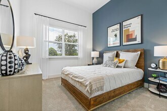 The Henry in Sanford, FL - Building Photo - Building Photo