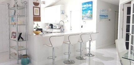 3 Commodore Pl in Palm Beach Gardens, FL - Building Photo - Building Photo
