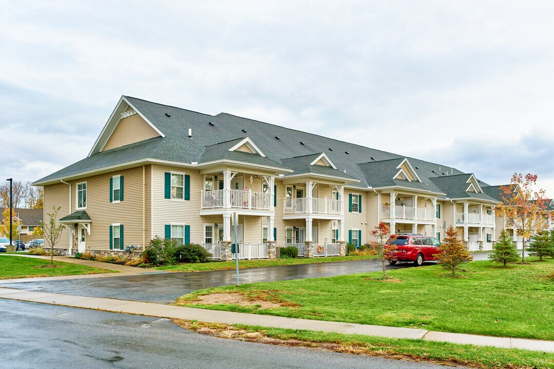 CDS MONARCH SENIOR LIVING - HARD ROAD in Webster, NY - Building Photo