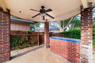 1626 Eagle Crest Loop in Laredo, TX - Building Photo - Building Photo
