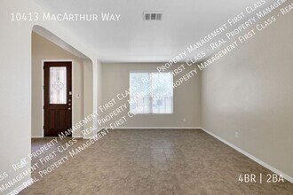 10413 Macarthur Way in Converse, TX - Building Photo - Building Photo