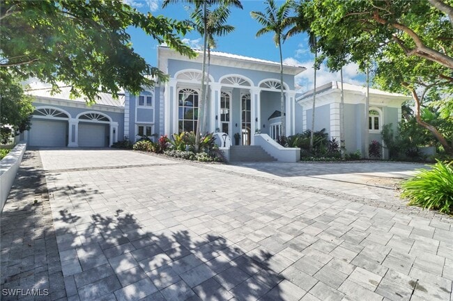 1180 Blue Hill Creek Dr in Marco Island, FL - Building Photo - Building Photo