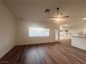 3816 Waynesvill St in Las Vegas, NV - Building Photo - Building Photo