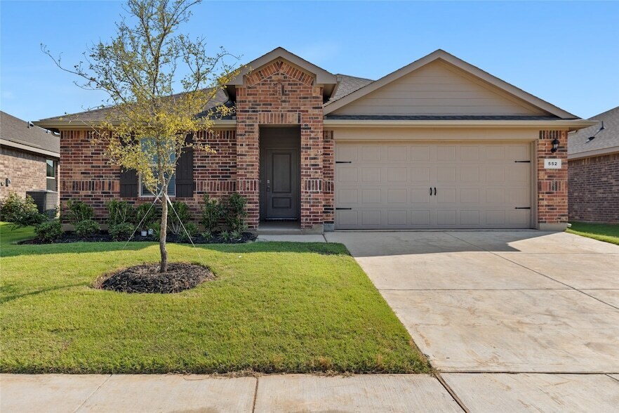 552 Crestridge Dr N in Cleburne, TX - Building Photo