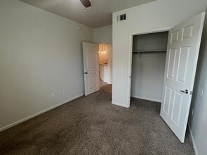 9513 Coney Island Cir, Unit 9513 coney island cir in Elk Grove, CA - Building Photo - Building Photo