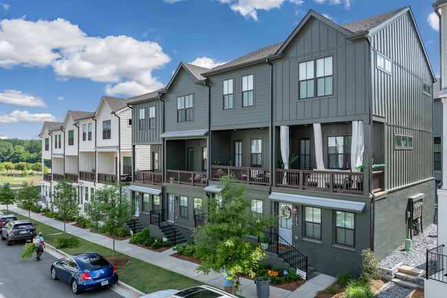 Zephyr Townhomes in Atlanta, GA - Building Photo - Building Photo